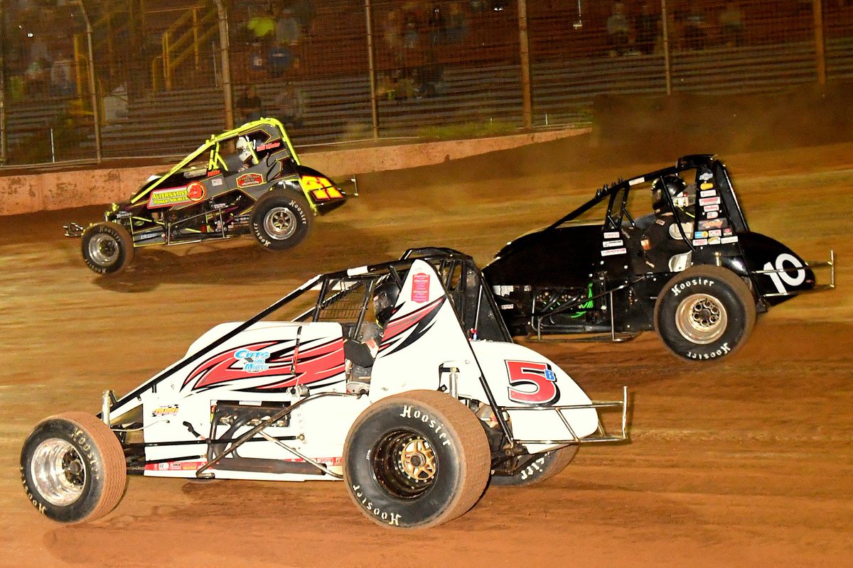 Join us Saturday night for the annual Peluso Roofing Sprint Car Spectacular now featuring a $5,000-to-win program for the <a href="/FASTseries/">FAST Series</a> Sprint Cars, a $2,000-to-win show for the Allegheny Sprint Tour 305s and an appearance from the <a href="/RUSHSprints/">RUSH Sprint Cars</a>! 

🎟 $18
Kids 10 and under FREE