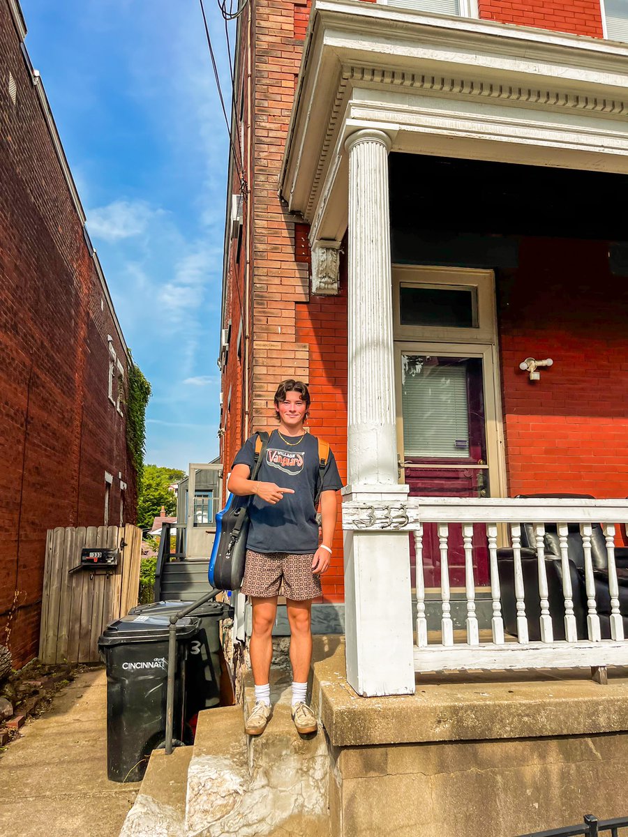 UC ΒΘΠ tweet media