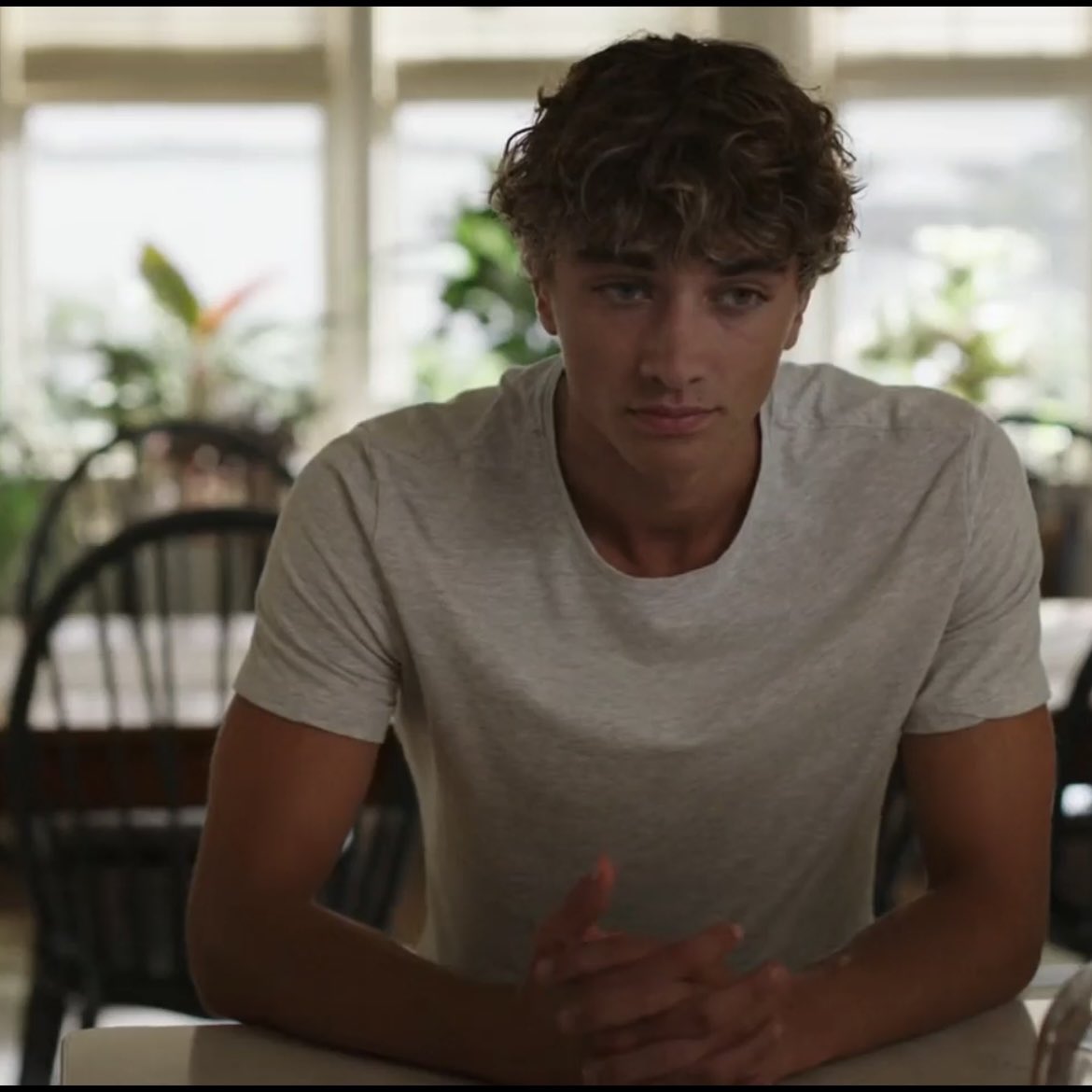 ghostlyscenez's tweet image. Season 1 Jeremiah is such an anomaly like he looks so different between seasons it’s insane