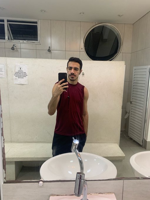 oi https://t.co/GpHtq2wtEM<a href="/tag/ios14"class="tags"><span>#ios14</span></a>