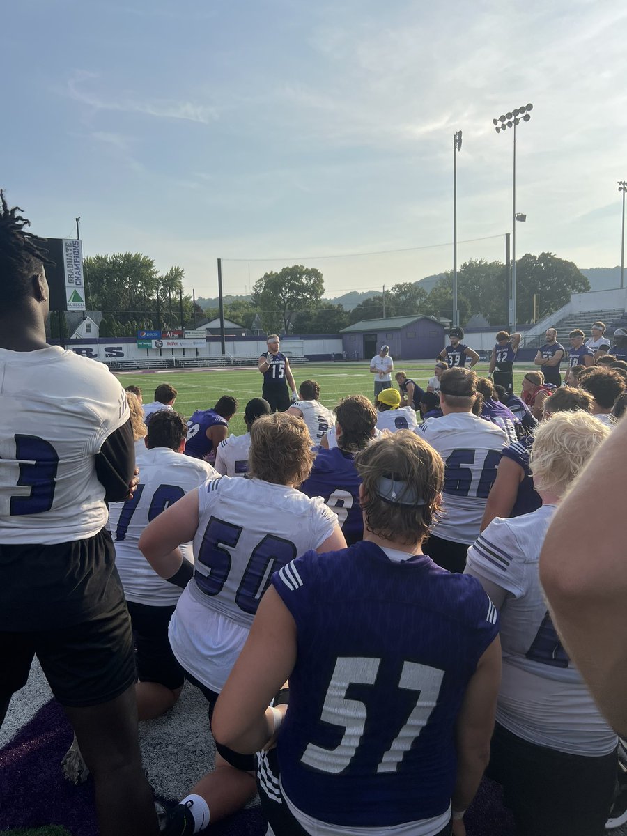 WinonaState_FB's tweet photo. Fall Camp senior talk✅
@15Myhre 
@CSchueffner 

#GGT⚔️ https://t.co/iIlVtJ4DxX
