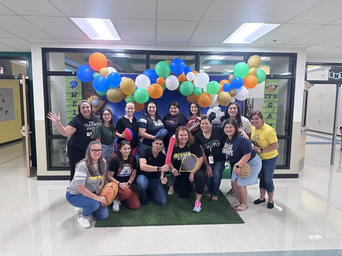 Dr. Linda G. Mora Elementary tweet media