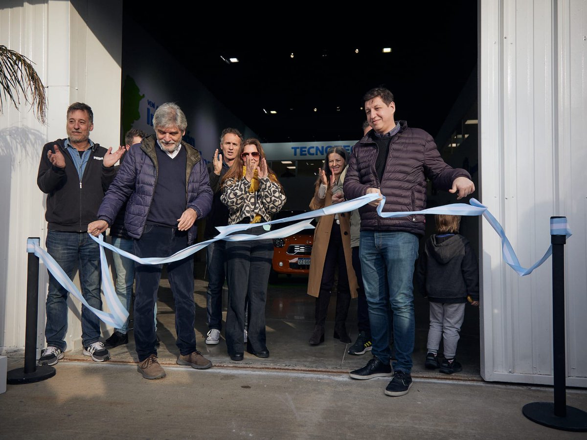 agenciaidiar's tweet photo. Se inauguró la Tecnoteca de la Agencia I+D+i en Tecnópolis
💡🖥️📱⚙️

Destinada al reconocimiento, formación y articulación productiva en proyectos de tecnología e innovación para las juventudes. 

Funcionará permanentemente  junto a @sanmartingob.

📰 https://t.co/mrixT5BFmR https://t.co/mZ9UtziHgo