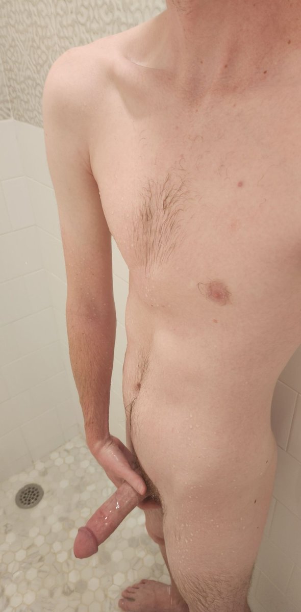 Finn_Slim's tweet photo. hi! redoing pinned! 
- i'm finn 
- he/him
- 21 
- bi (50/50) vers
-  always looking for mutuals! into all types of folks
#nsfw #nsfwtw https://t.co/Qqi4opQcQc