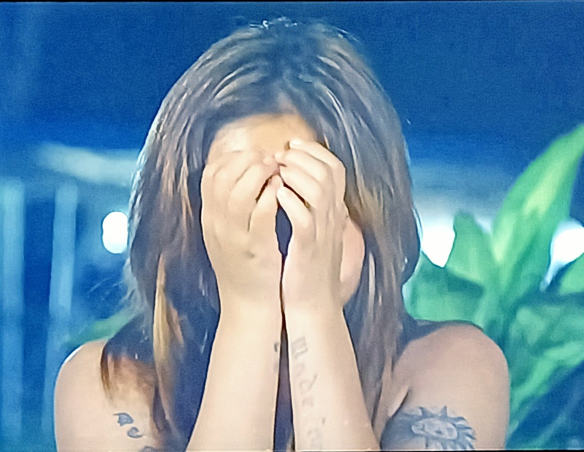 Violate Brown tweet media