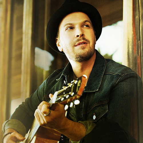 bbreslauer43's tweet photo. @GavinDeGraw  #UK &amp; European Tour Starts Sept. 17! #Tickets selling fast! https://t.co/h8HRXjr70i