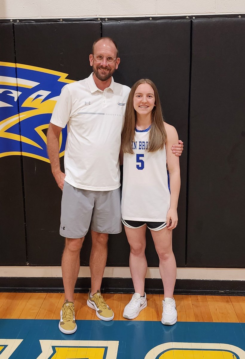 Lillian Mindeman tweet media