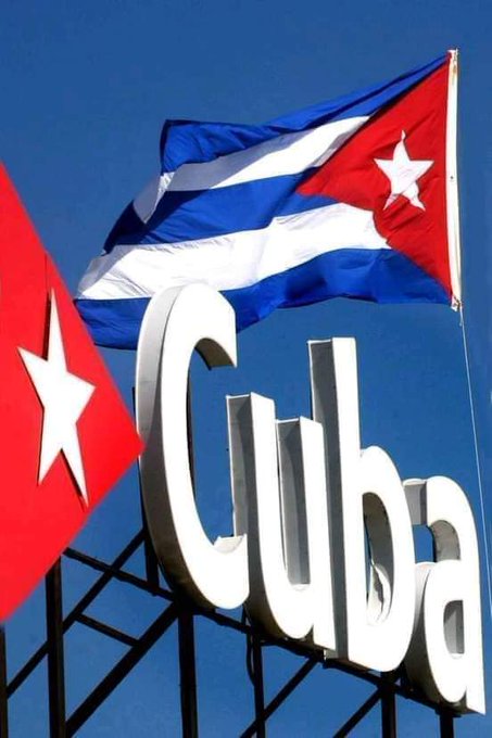 TaimaraHurtado1's tweet photo. La defenderemos a cualquier precio
Venceremos
#CubaEsAmor 
#sentirp https://t.co/85fuDkkfOE