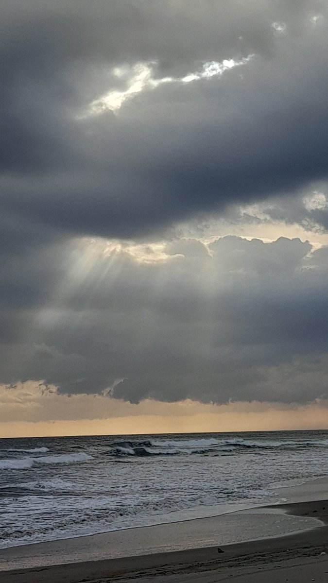 Yendoroficial's tweet image. Majestuoso #InTheSea #Sunset #CellPic