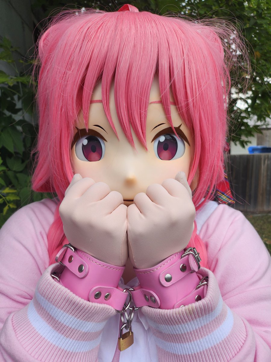 It's not perfect, but it gets the job done. Locked for the first time ehe🩷🔒#kigurumi #animegao #着ぐるみ