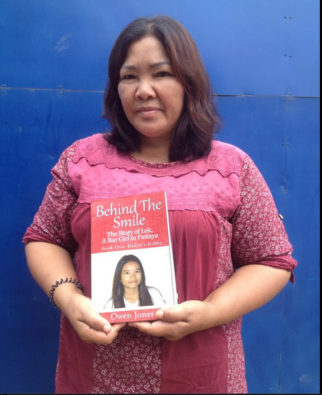Behind The Smile is 7 books on the life of Lek, a #Thai girl who entered #Pattaya nightlife to save her mum's farm and her siblings' education. Would you have gone that far? Read her story here: - smarturl.it/BTS-boxset?IQi… Please retweet