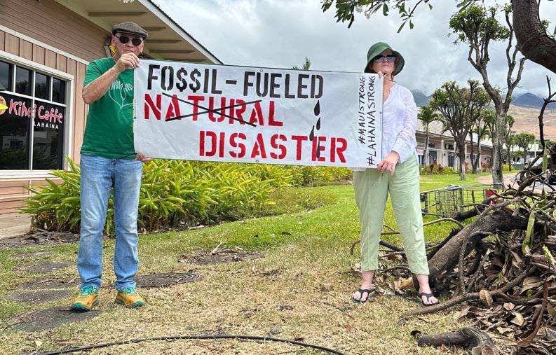 350_hawaii's tweet photo. The #ClimateCrisis is here NOW. These disasters will only continue to happen-with more dead &amp; displaced. Today Maui community members calling on Pres. Biden @POTUS to declare a #ClimateEmergency &amp; halt fossil fuel expansion. #LahainaStrong #MauiStrong https://t.co/RlOz1zTvpw