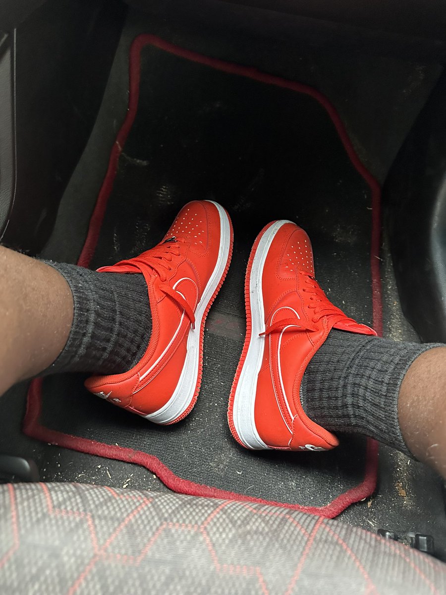 calvinda's tweet photo. What you doing rn https://t.co/AdSYhLTJvb