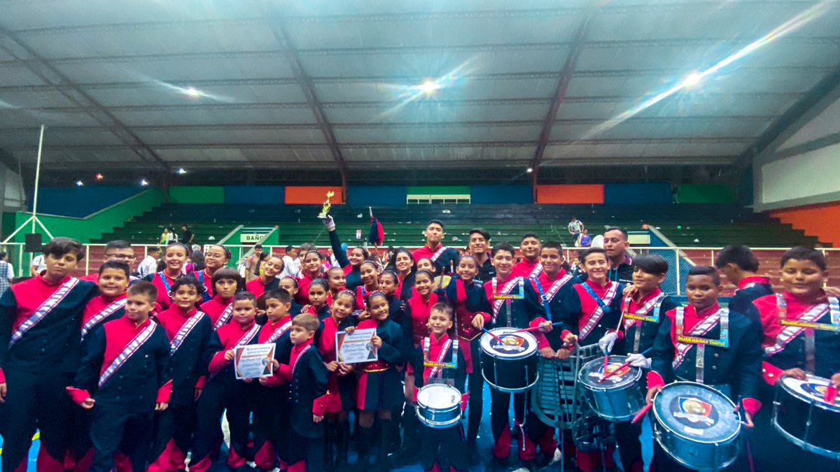 OscarDrummer95's tweet photo. Agradecido por los momentos y experiencias, aprendiendo al lado de estos talentos y sumando uno más 🏆
¡Gracias por creer!
#sangil #directormusical #banda #ifjc https://t.co/B7c8KxWY0g