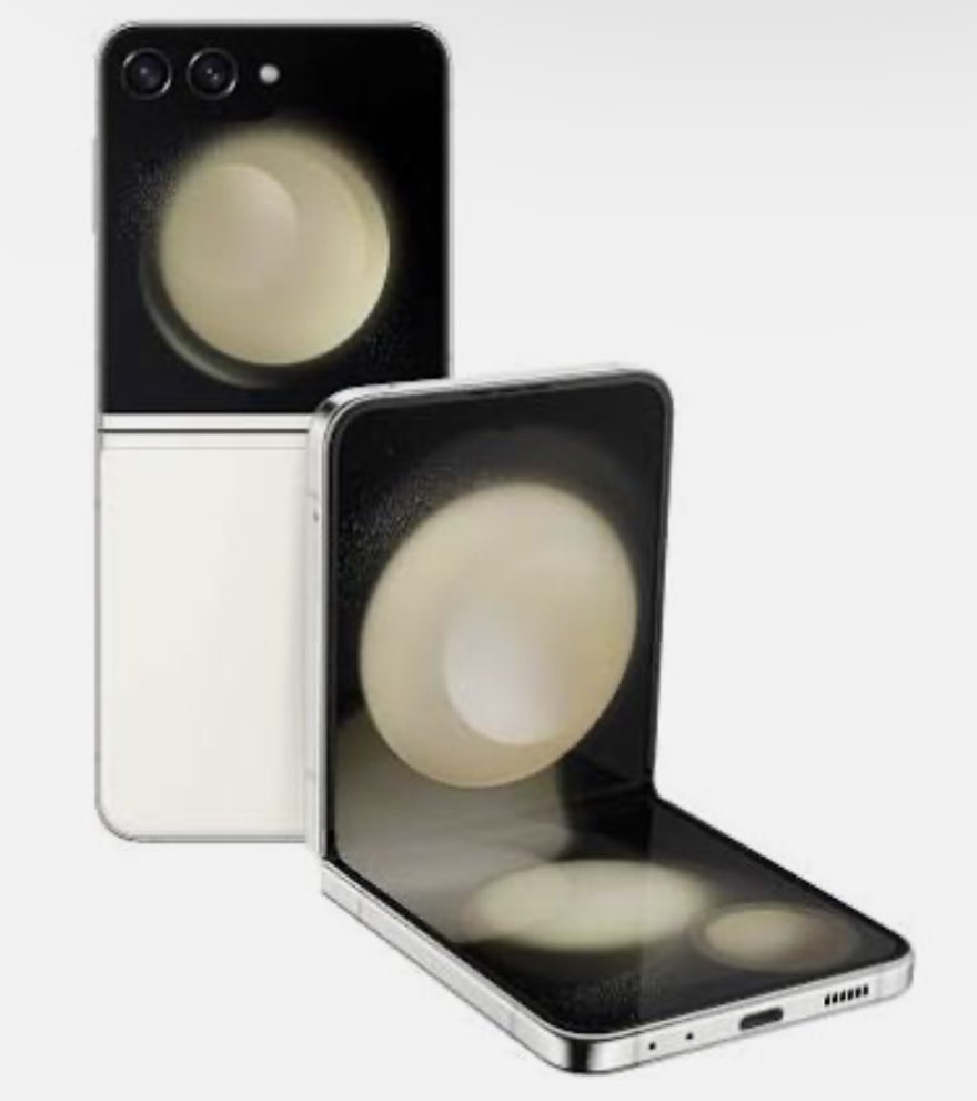 Simstress1's tweet image. I am an Apple girl to the core (pun intended) but I am so in love with the Samsung Galaxy Z Flip 5!!! 😍 Does anyone want to gift me with one?!? 😂 I am only 93.7% kidding…😭 So obsessed. @SamsungMobileUS