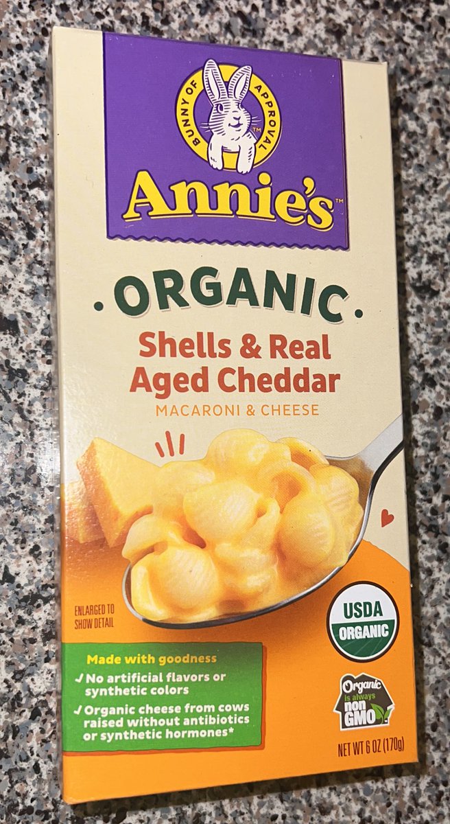 nikki3warrior's tweet photo. My husband and I saw this on @Mythical channel. Today we go to Costco and they had these as a free sample! Never gotten let down by our daddies! @rhettmc @LinkNeal #goodmythicalmorning https://t.co/7277H1s2X0
