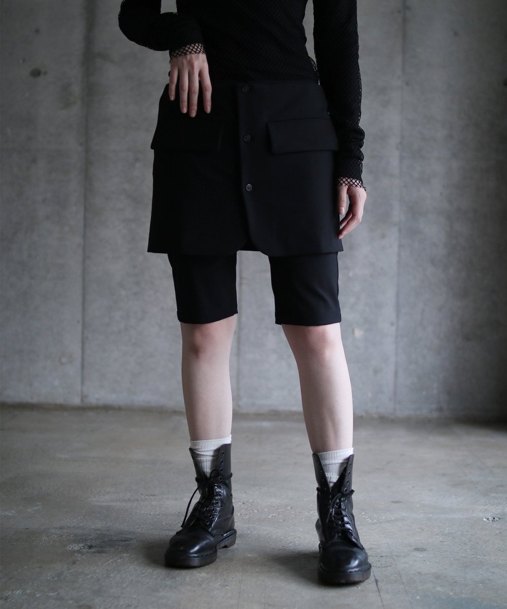 gvgv_official's tweet photo. ✓PANTS & SKIRT
適度なフィットとルーズ感が新しいパンツ&スカート。パンツとスカートは取り外し可能。
同素材のジャケットと合わせてセットアップで着用していただくのもお勧めです♡
https://t.co/mVRsuO9VrV
https://t.co/FS900Ok0Kd
#gvgv https://t.co/TjkRDqE3jd