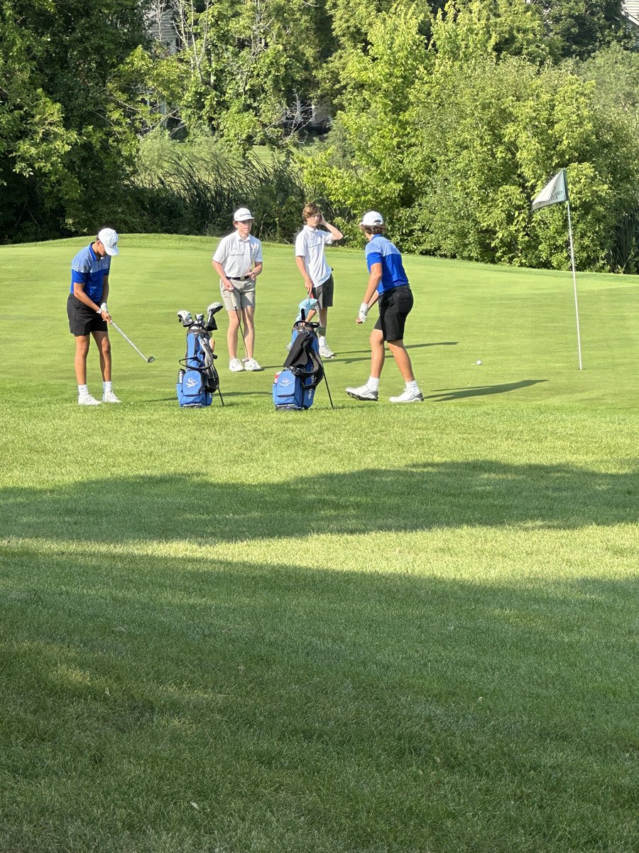 GBSBoysGolf's tweet photo. Raiders played well at the Rams Scramble today shooting a team score 157.  Great play by Glenbard East shooting 144. @gbsathletics https://t.co/RT1pgcTbLt