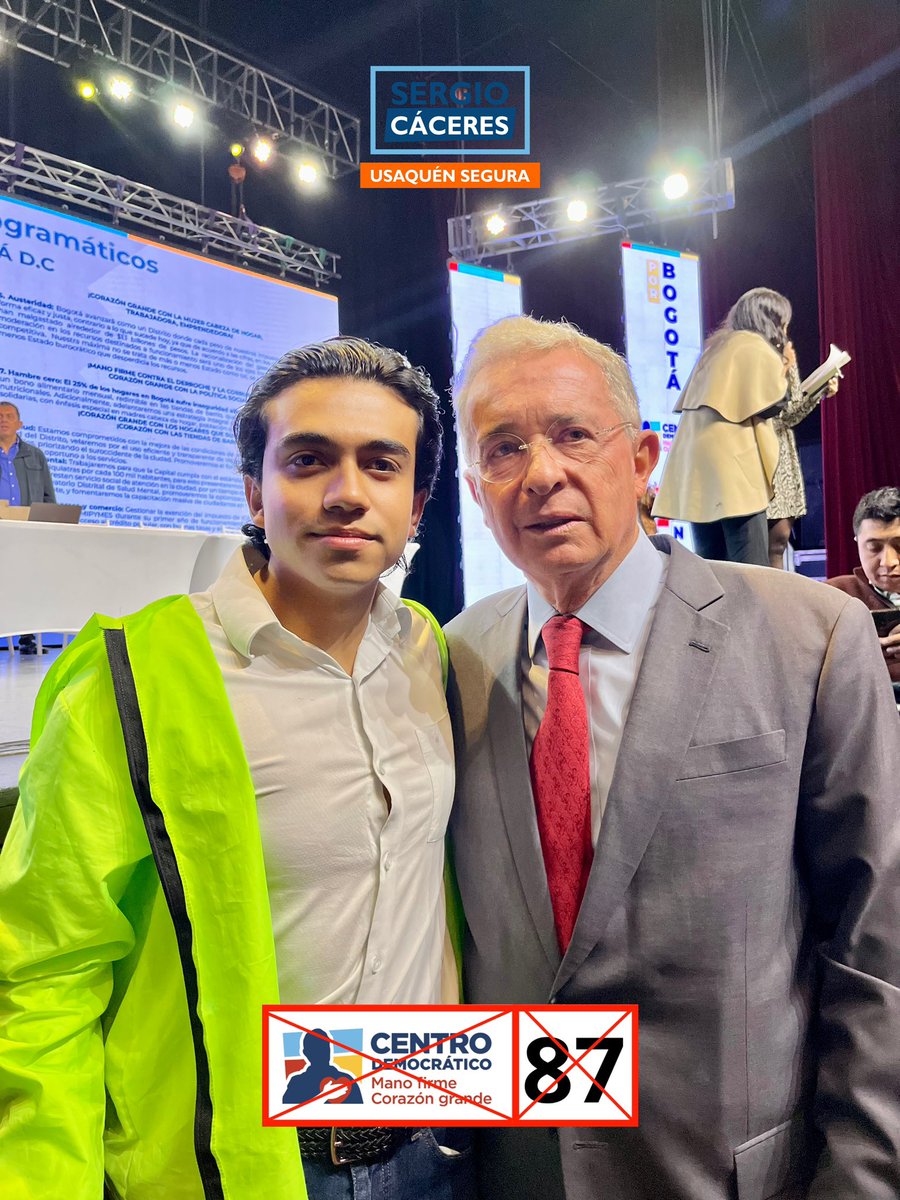 sergiocaceresro's tweet photo. Gracias por su apoyo presidente @AlvaroUribeVel. Este 29 de octubre #Usaquén vota #CD87. Vamos a recuperar la seguridad en Usaquén y Bogotá. https://t.co/3IwfLYcomm