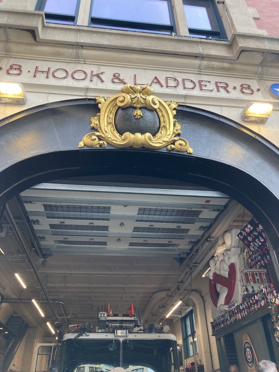 ghostbustersaf's tweet image. i’m home guys