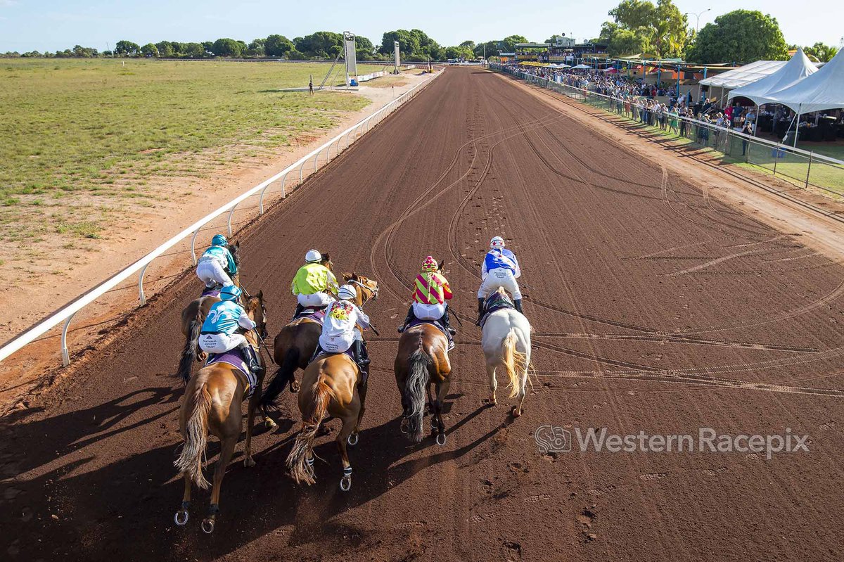 Western Racepix tweet media