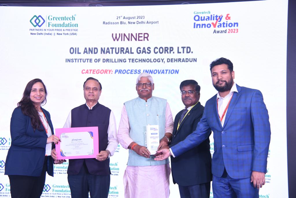 ONGC_'s tweet photo. #ONGC clinches 3 prestigious @Greentech_Delhi Quality & Innovation awards for top-notch training in Well Control & Drilling and groundbreaking R&D in Cementing Technology and Drilling Fluid Engineering.

#EnergyMaharatna's Institute of Drilling Technology received the awards in the categories of Quality Improvement, Technology Innovation & Process Innovation from the hands of former Governor of Assam Shri Jagdish Mukhi,  former MP Shri Mahabal Mishra  & ED & Head IIPM Ranjan Kumar Mohapatra in a glittering ceremony held on 21 August 2023. 

#ONGCJeetegaTohJeetegaIndia
#IndiaEnergyWeek2024 
#YouAreEnergy

@g20org