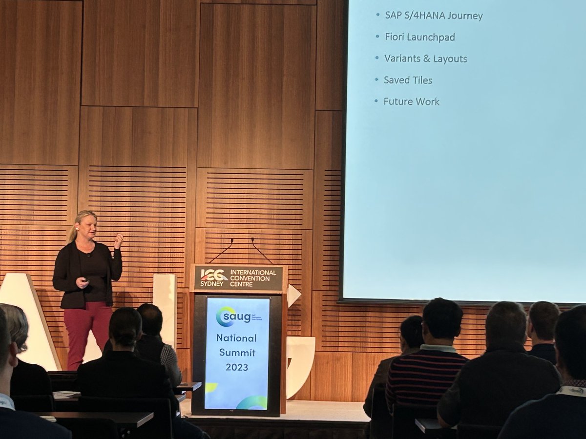 jocdart's tweet photo. #SAUGSummit Vicki Hlinovsky talking about #SAPFiori tips and tricks that can change your #SAPS4HANA life #UX https://t.co/41cngxKT1N