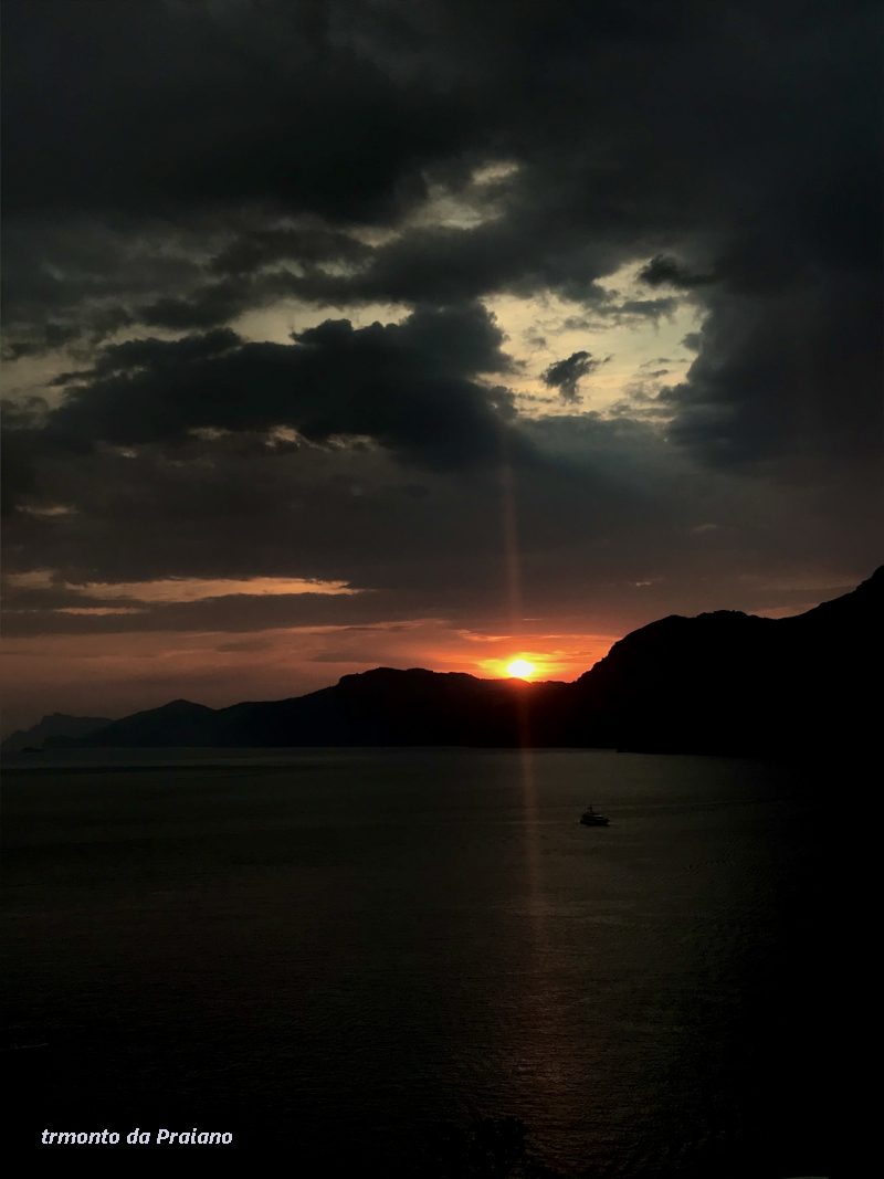 AnyVitale's tweet image. tramonto da #praiano