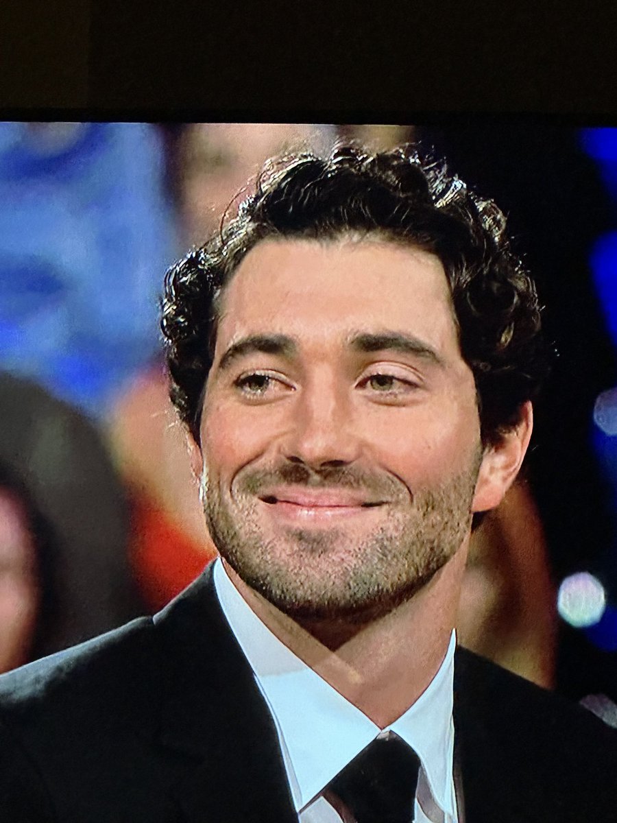 sky_muse13's tweet photo. I mean…. wow #TheBachelorette https://t.co/bGt3lxMQ9Z