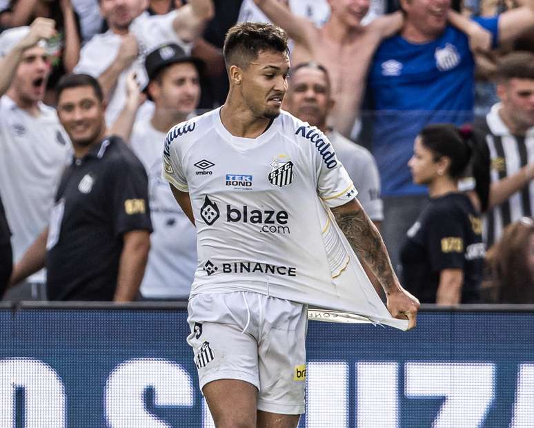 SFCMILVOLTS's tweet photo. MARCOS LEONARDO:
14 JOGOS 
8 gols 
2 assistências https://t.co/OqcJUB1yAu