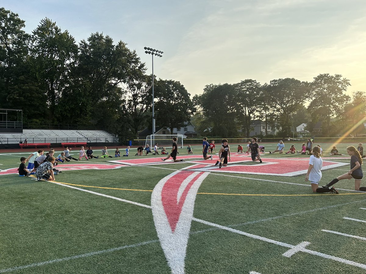 LadyCavosSoccer's tweet photo. Great first day of preseason and Cavo Soccer Camp! https://t.co/GLj5ngXYrI
