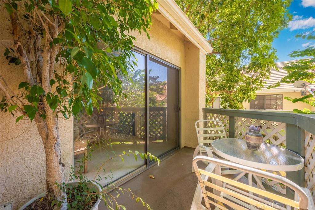 📢  3545 W Stonepine LN #F, Anaheim, CA 92804 just hit the market!  🏡
 Condo 
🛏 2  🛁 2.0 📐 1,026 
Take a look at this awesome space: 👉 kenleadersrealestate.com/d8qvngky