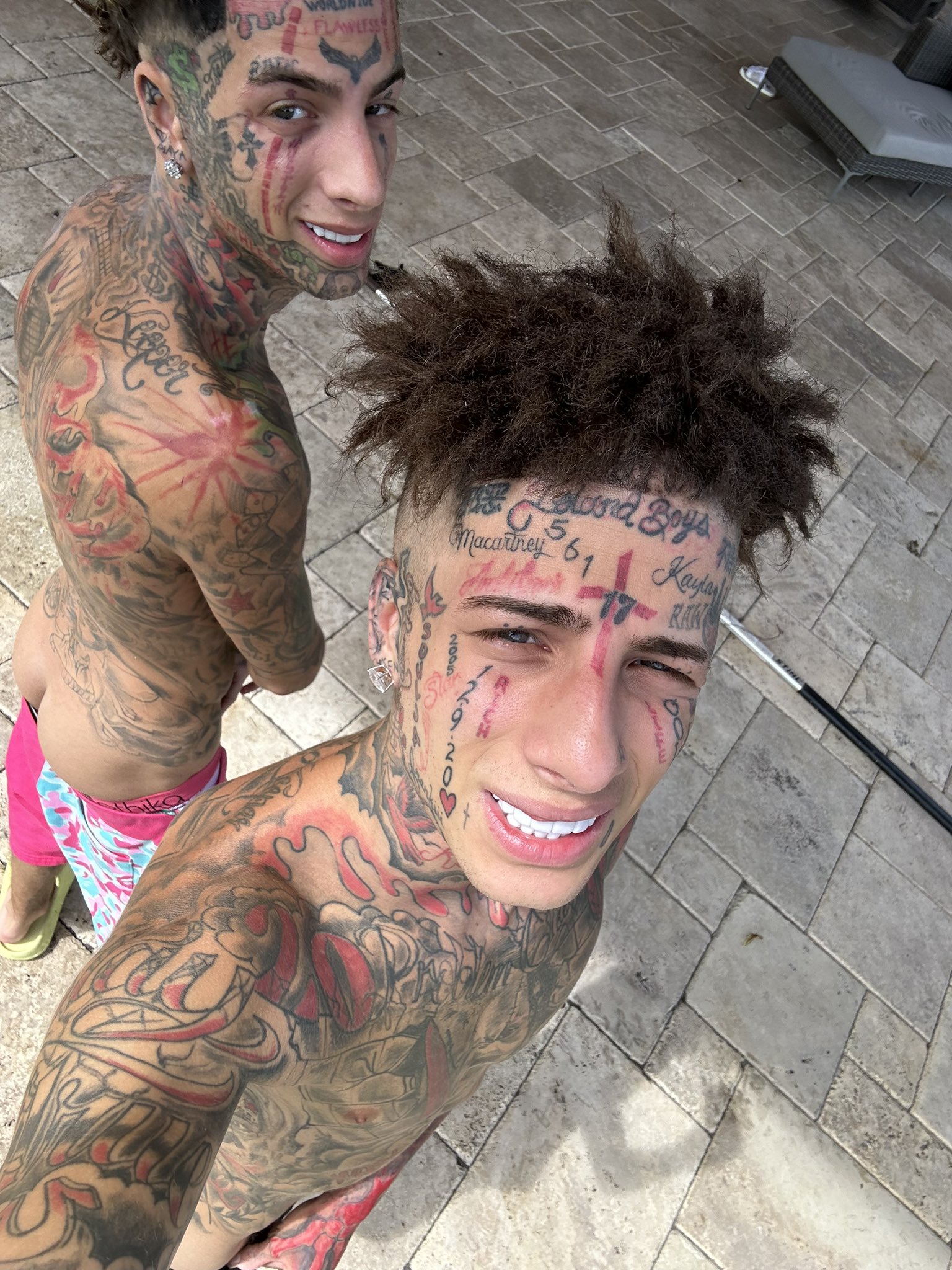 Flyysoulja on X: Naked butt t.conjf4EZZtro  t.cou7yH5HF9hD  X