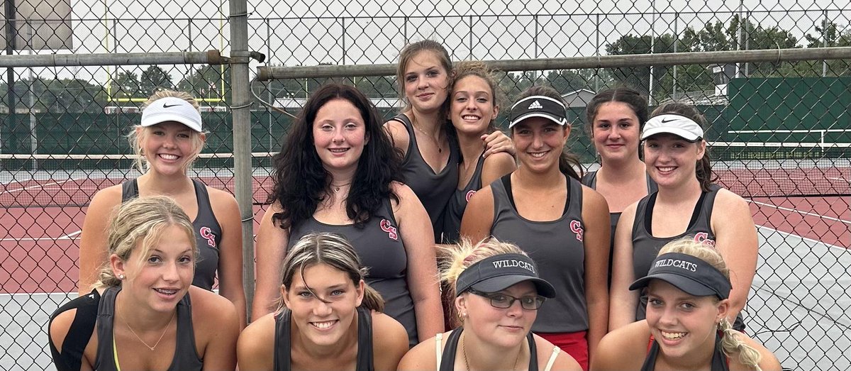 CS_GirlsTennis's tweet image. Six matches, six Ws, four sweeps! The girls are 6-0 overall and 3-0 in the NET after a 5-0 sweep (3-0 JV) of Manchester.

Happy birthday to Hoop, who got an 8-3 win in her JV match!