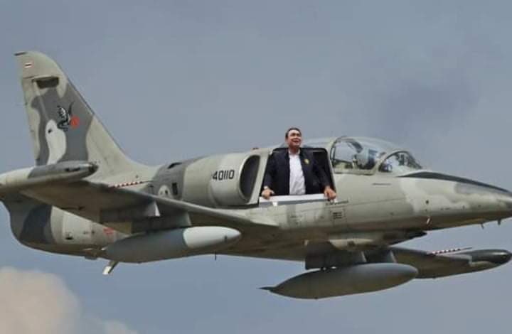 ทักษิณควรได้กลับไทยเพราะเคยตกเป็นเหยื่อจริงๆแต่การกลับมาครั้งนี้ทักษิณทำให้อีกหลายล้านคนเป็นเหยื่อเช่นกัน #ทักษิณกลับไทย #นายกส้มหล่น