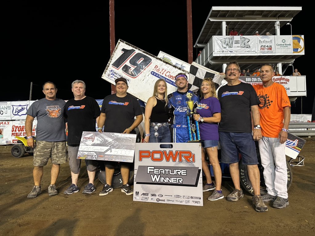 AGennetten3's tweet photo. Let’s do a free TShirt giveaway! 

Last night I won my 10th career 410 race. 

In those 10 wins I want you to guess how many tracks I have won at. (Can have multiple winners) 

Comment, Share and be following my account to win! 

Bonus if you can list them with the amount of wins https://t.co/jYNGONGtw7