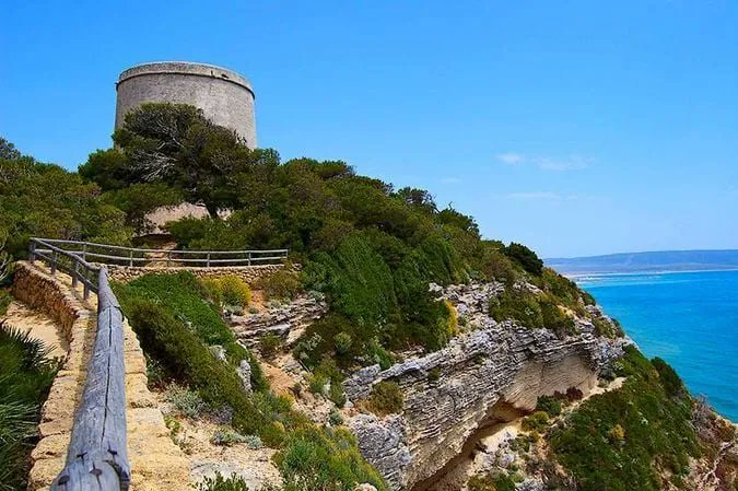 HOTELESnet's tweet photo. Los Caños de Meca es hoy en día uno de los destinos más demandados en la gaditana Costa de la Luz. ¡Por algo será! 
Más información y reservas 👇 https://t.co/bpyPqhLKPp 
#LosCanosdeMeca #Cadiz #Andalucia 
@Barbate_Turismo @CadizTurismo @viveandalucia https://t.co/TnGJQjX7Jd