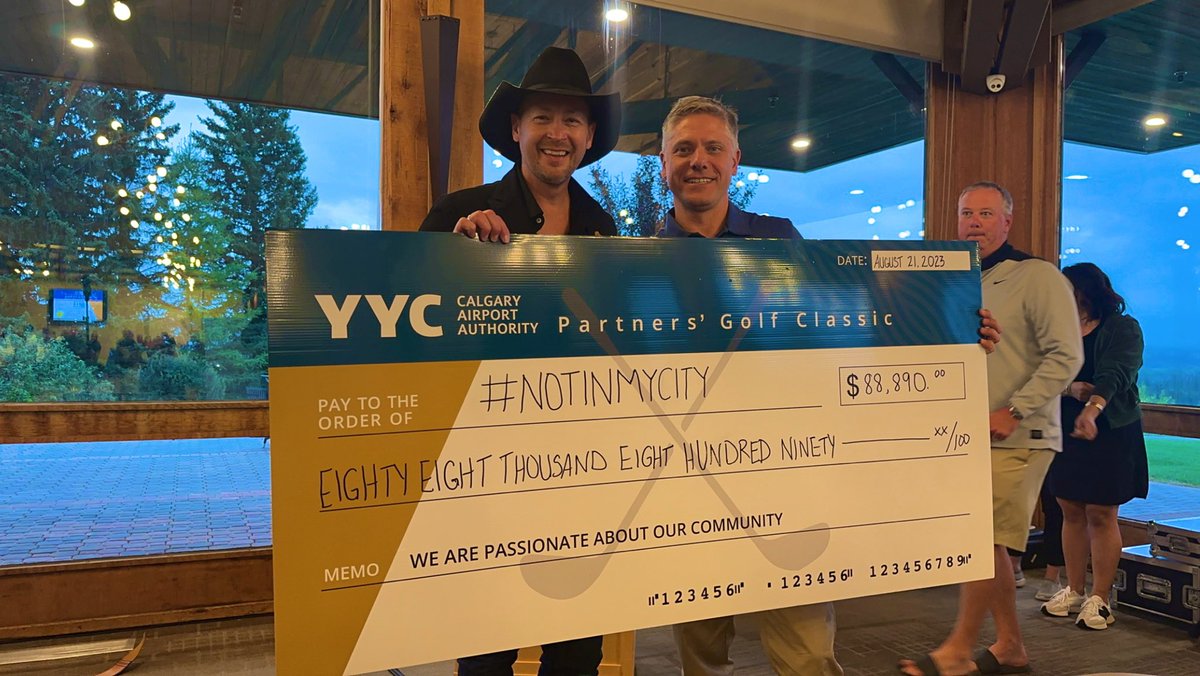 LowaBeebe's tweet photo. 2023 YYC Partners Golf Classic. Thank you to @NIMCAlly & @paulbrandt for all that you do! Thank you @FlyYYC for raising funds for a great cause! 🙏🏽 #FlyYYC 🧡🧡🧡 #Golf #Tournament #calgary #yyc #NotInMyCity https://t.co/KeSdQ3l4OX