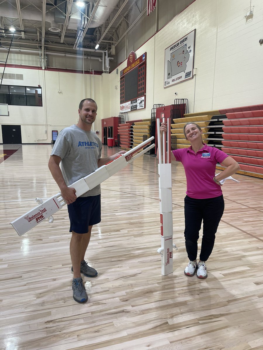 SportsmedSc's tweet photo. Huge thank you to our favorite Physical Therapists at @Athletico for helping us ACL 3P test our women’s soccer team! 💗⚽️ We appreciate your help! https://t.co/MaiFnnPpII