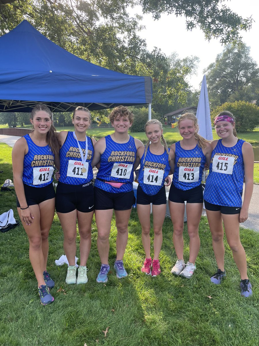 RCSTFgirls's tweet photo. RC Girls place 3rd at Rock Falls Rocket Run! Top 5 place in the top 20 with a tight 1:04 team spread. #RCYouKnow https://t.co/JcUvjeqLsr