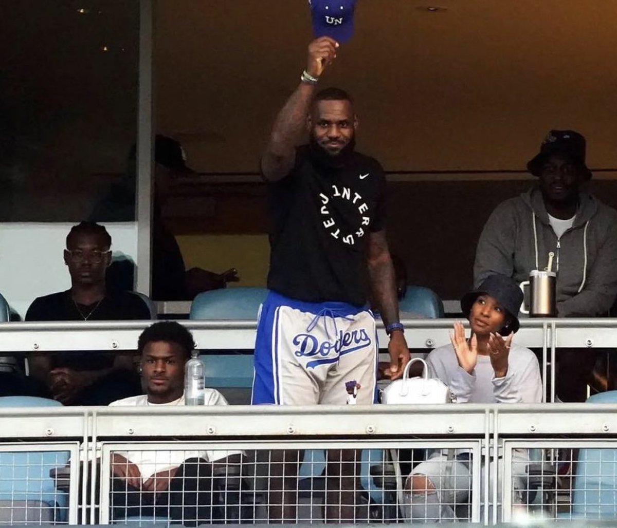 LeBron at the Dodgers’ game with his family on Saturday