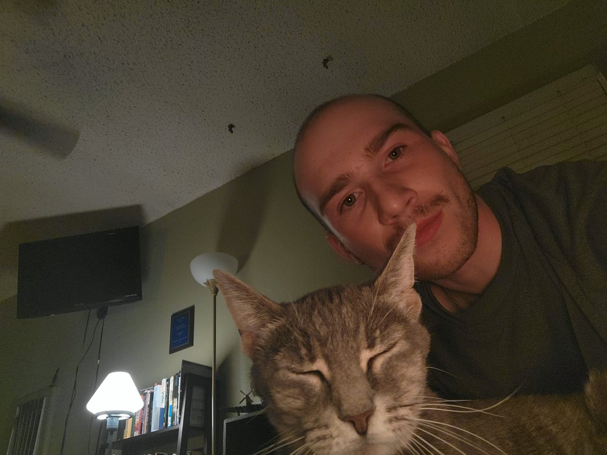 gccocp866's tweet image. Great friend