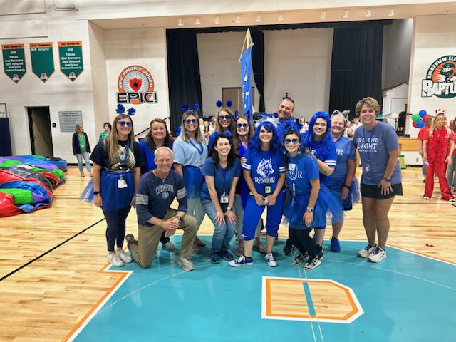 Lori Jenkins (@lorijenk13) on Twitter photo 4 Houses 1 School!!! Big House sorting party today! Using what we learned <a href="/ronclarkacademy/">Ron Clark Academy</a> this summer to build a strong school community full of energy, enthusiasm, and fun to increase learning! <a href="/ridgeviewraptor/">Ridgeview Elementary</a> 4 Houses 1 School!!! Big House sorting party today! Using what we learned <a href="/ronclarkacademy/">Ron Clark Academy</a> this summer to build a strong school community full of energy, enthusiasm, and fun to increase learning! <a href="/ridgeviewraptor/">Ridgeview Elementary</a>