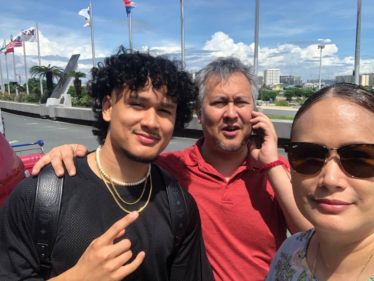 bertlovesanna's tweet photo. ✈️🏀🇰🇷

@juan_swish9
On to his Mother Team @SK_Knights https://t.co/lFha3SUGp7