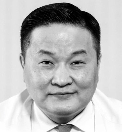 Бодож бодож, бараг хагас их наяд төгрөг үрэн байж Тэгш &amp; Сондгой юу 🙄

Зайлж үз😡