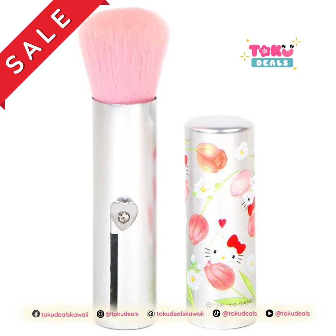 tokudealsjapan's tweet image. Add a touch of floral elegance to your makeup routine with the Hello Kitty Flower Makeup Brush! 🌸Discover this enchanting brush at a discounted price on tokudeals.com🛍️#makeupbrush #blushbrush #hellokittystuff #tokudeals #kawaiicosmetics #sanriocollector #salesalesale