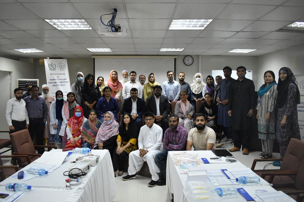 HealthSAcademy's tweet photo. A two-day trickle-down training workshop on โOxygen Therapy Guidelines for Childrenโ took place in Islamabad on the 19th and 20th of August 2023 at PIMS.HSA with the support of UNICEF, PPA and PIMS, conducted this hands-on training.
#NOTG #HSA #UNICEF #PPA #PIMS #OXYGEN https://t.co/IEqZKejipj