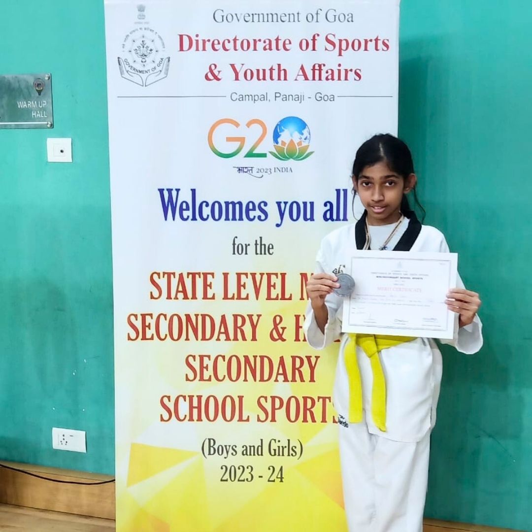 thekingschool's tweet photo. Congratulations to our talented Miss Rajvi Naik from class 7B for securing the Bronze Medal in the State Level DSYA Taekwondo Competition in the U14 Girls category.
#bronzemedal #dsya #statelevelcompetition #taekwondo #studentlife #tksgoa #studenttalent https://t.co/gv6qdZc0Uc