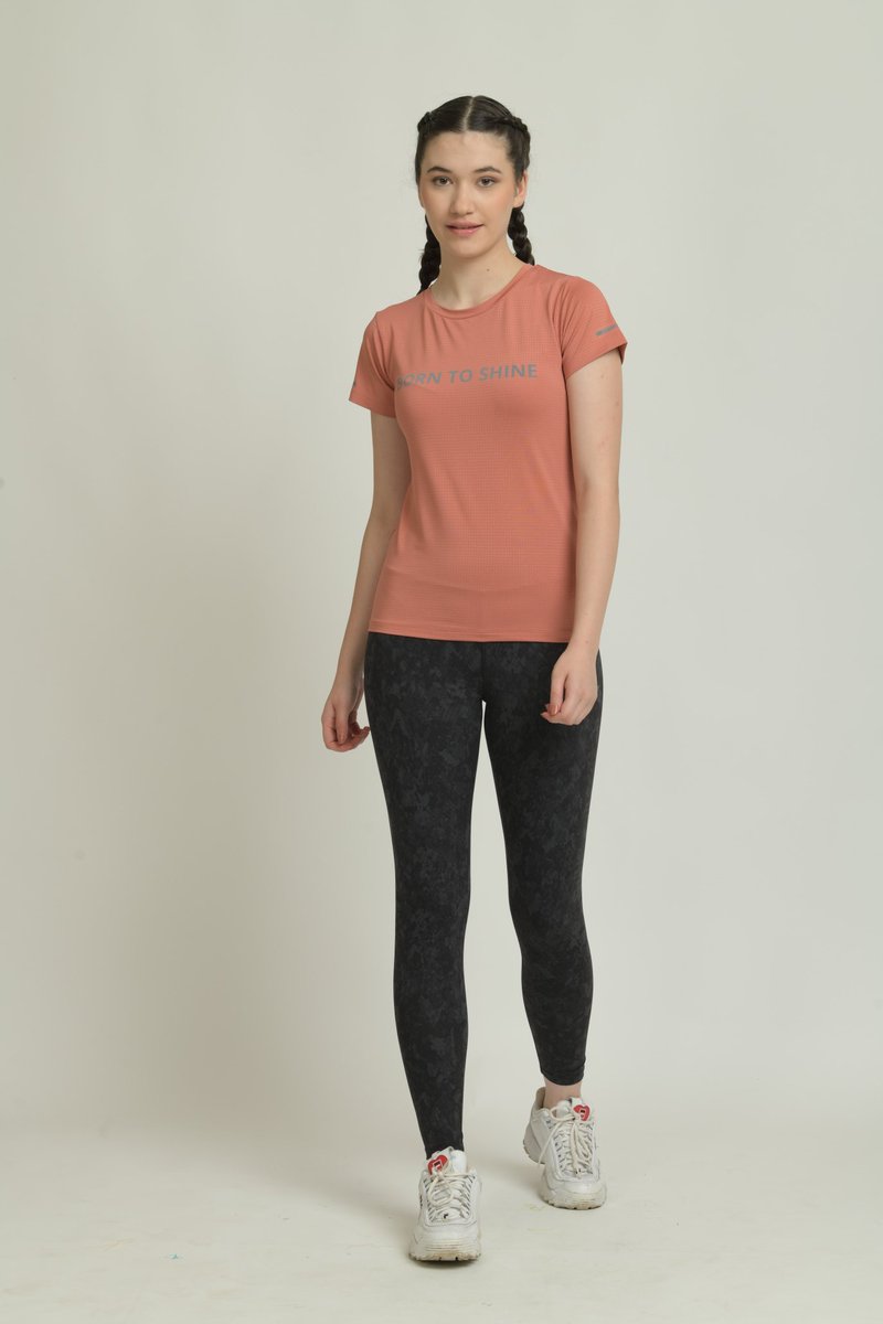 bsudhiryadav's tweet image. Elevate your workout game with our moisture-wicking and flexible activewear. Get ready to conquer your goals! 🏃‍♀️💥 #FitnessGoals #WomenInMotion 
#jtee #leading #madeinbharat #madeinindia #india #activewearforwomen #sportsaccessories #jteesports #activewearfashion #jteesportsindia