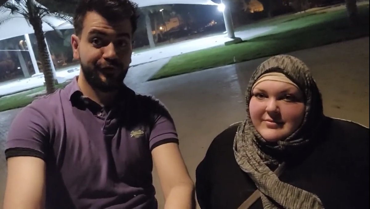 #FoodieBeauty looking so happy and in love in her latest couples vlog. Stay jealous #GorlWorld